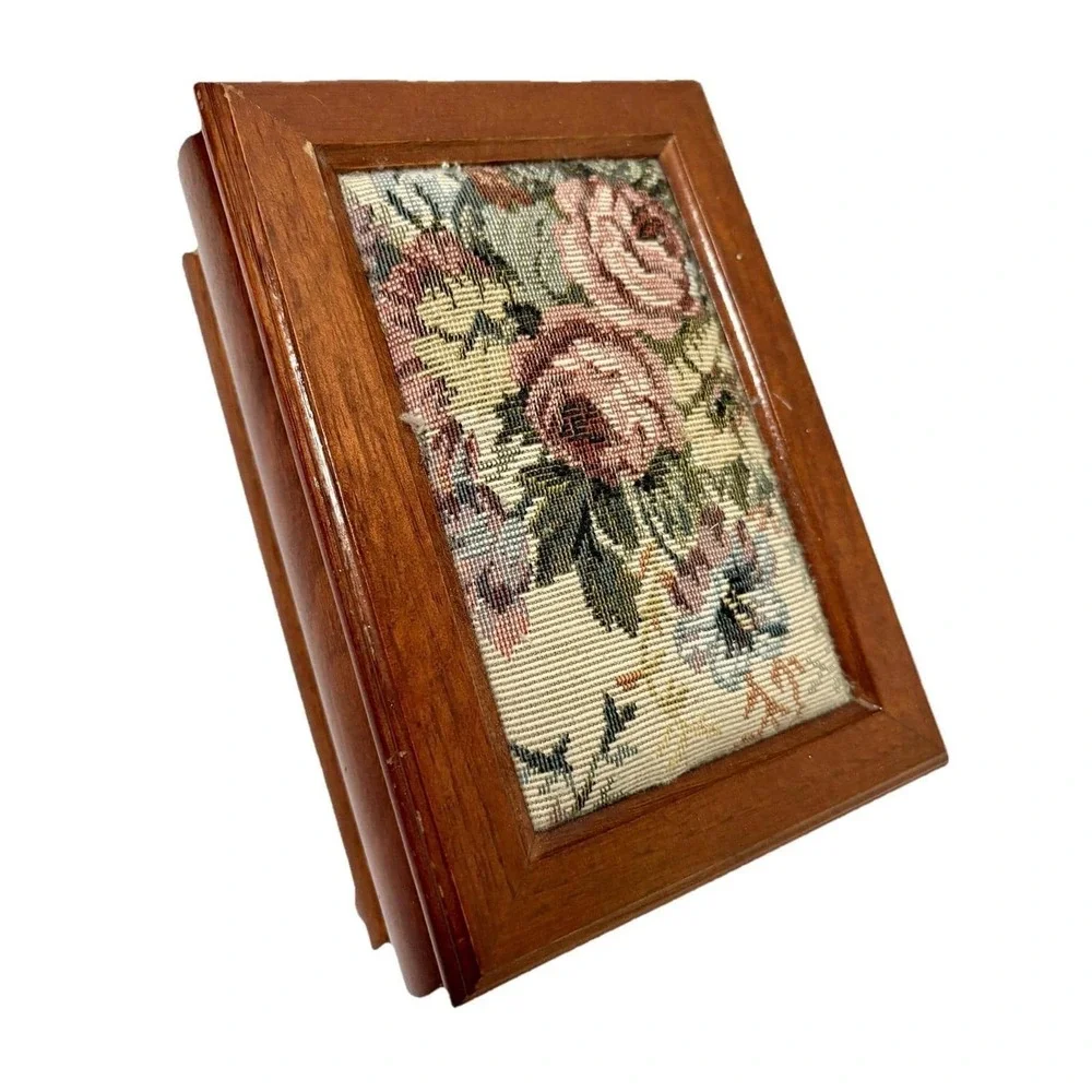 Vtg Wooden Keepsake Jewelry Box Floral Needlepoint Lid Mirrored Gray Interior